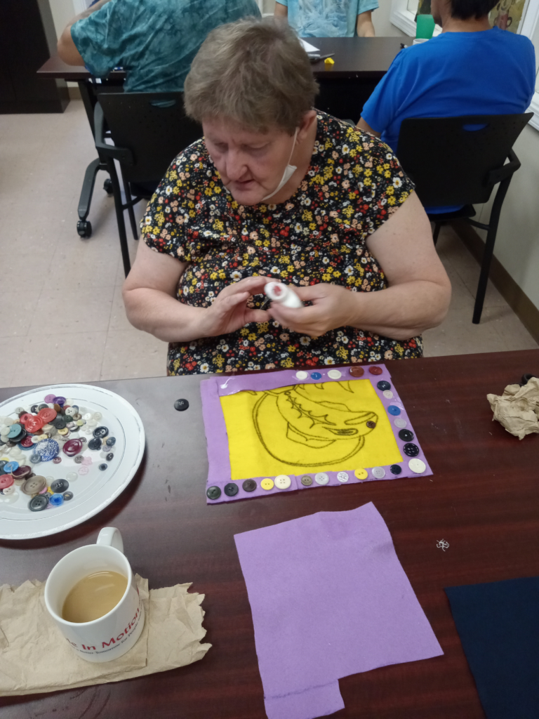 Craft making photo 3